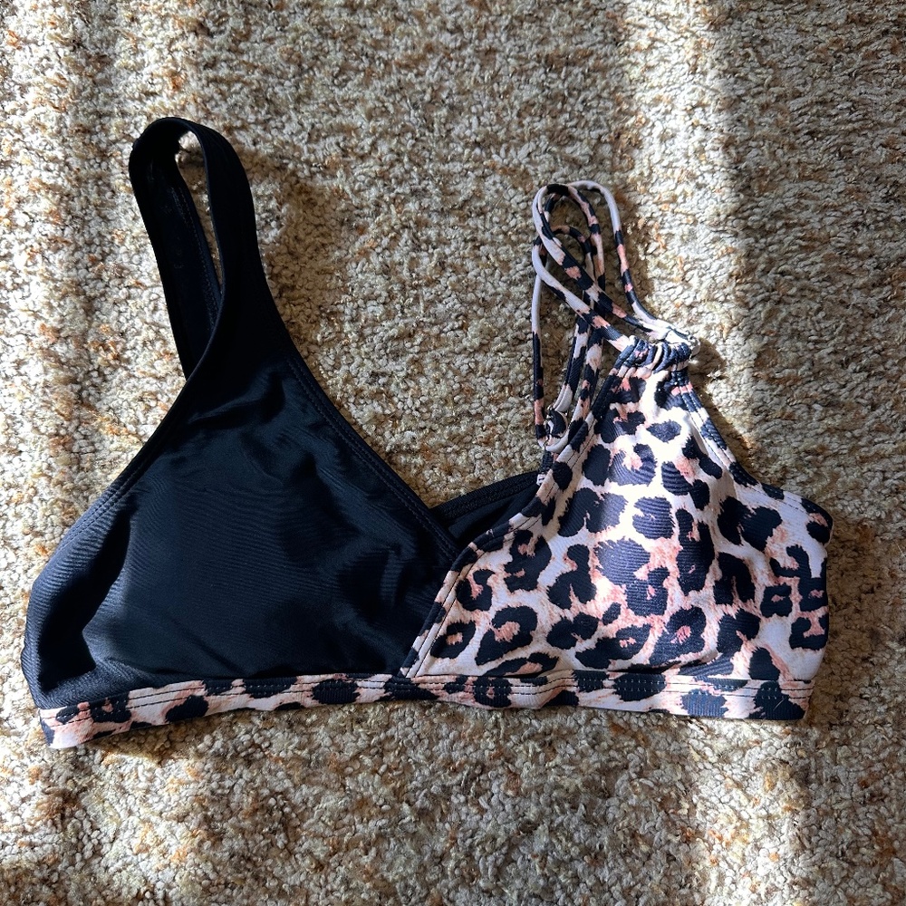 4 swim suits